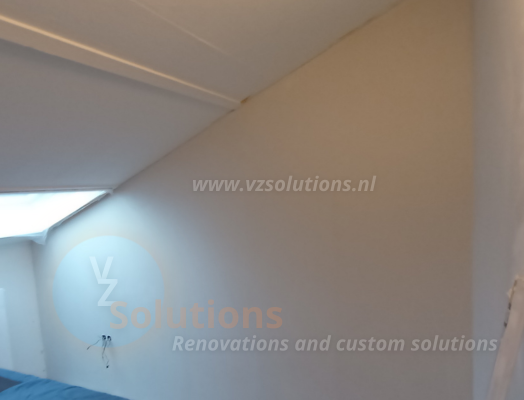 VZ Solutions – renovaties en maatwerk oplossingen – Maatwerk scheidingswand – houten balken frame – gipsplaten – houten platen – afwerking 1