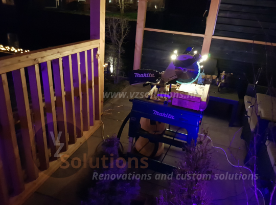 VZ-Solutions-–-renovaties-en-maatwerk-oplossingen-–-Overkapping-aanpassen-–-Houtwerk-–-Balken-afkorten-–-hekwerk-aanpassen-1