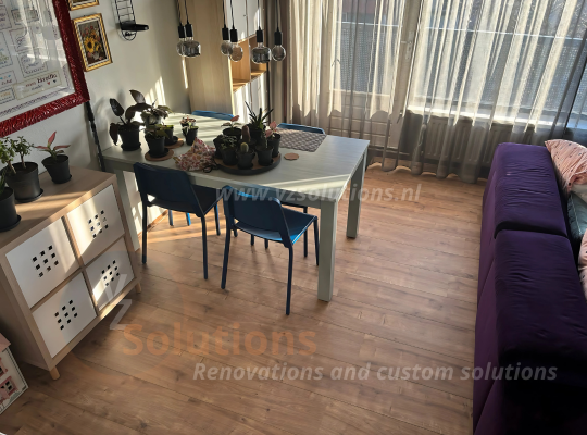 VZ Solutions – Handyman Almere – Handyman Almere – Renovations and custom solutions – Honest handyman company – Trusted handyman company – Laying laminate – Laying laminate – Laying new laminate
