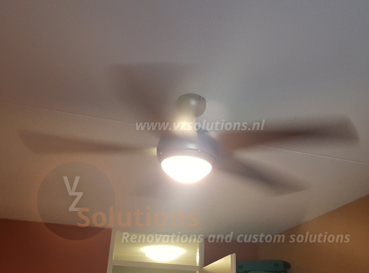 VZ Solutions – Handywomen Almere – Handyman Almere – Renovations and custom solutions – Honest handyman company – Trusted handyman company – Ceiling fan – Installing ceiling fan – Ceiling fan with remote control